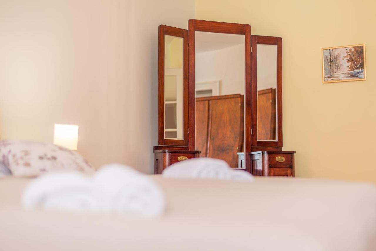 Apartment Tri Mudraca Karanac Ngoại thất bức ảnh